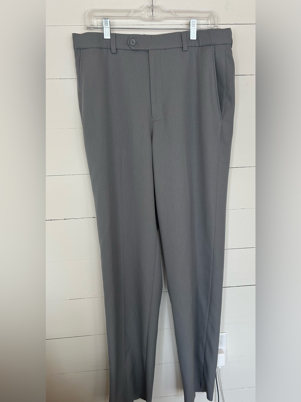 NWOT Architect Men's Gray Flat-Front Wrinkle Free Dress Pants Size 34 x 34